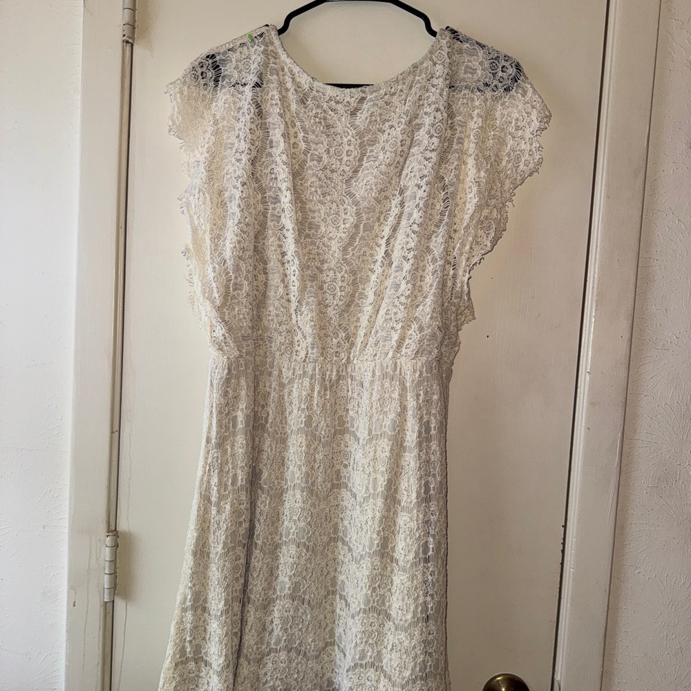 Forever 21 Lace Midi Dress in Cream